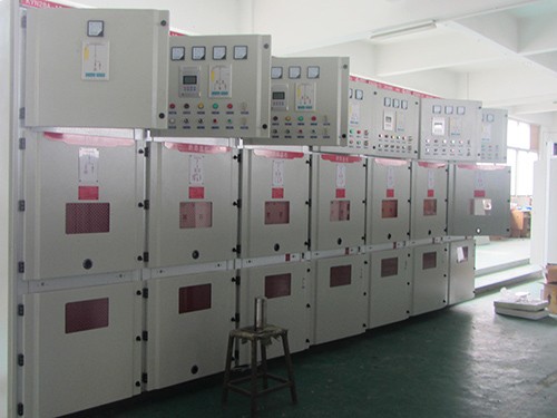 鎧裝移開(kāi)式交流金屬封閉開(kāi)關(guān)設(shè)備/高壓中置柜