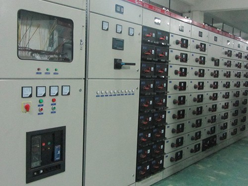 抽出式低壓開關柜